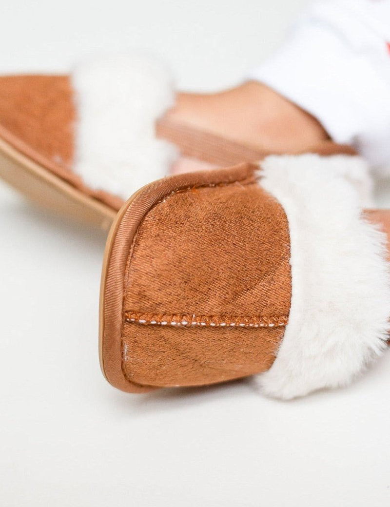 The Fur Slippers Beige, Brown or Pink - Cozy Crew Club