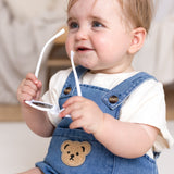 „Happy Baby“-Jeanslatzhose mit Bärenstickerei