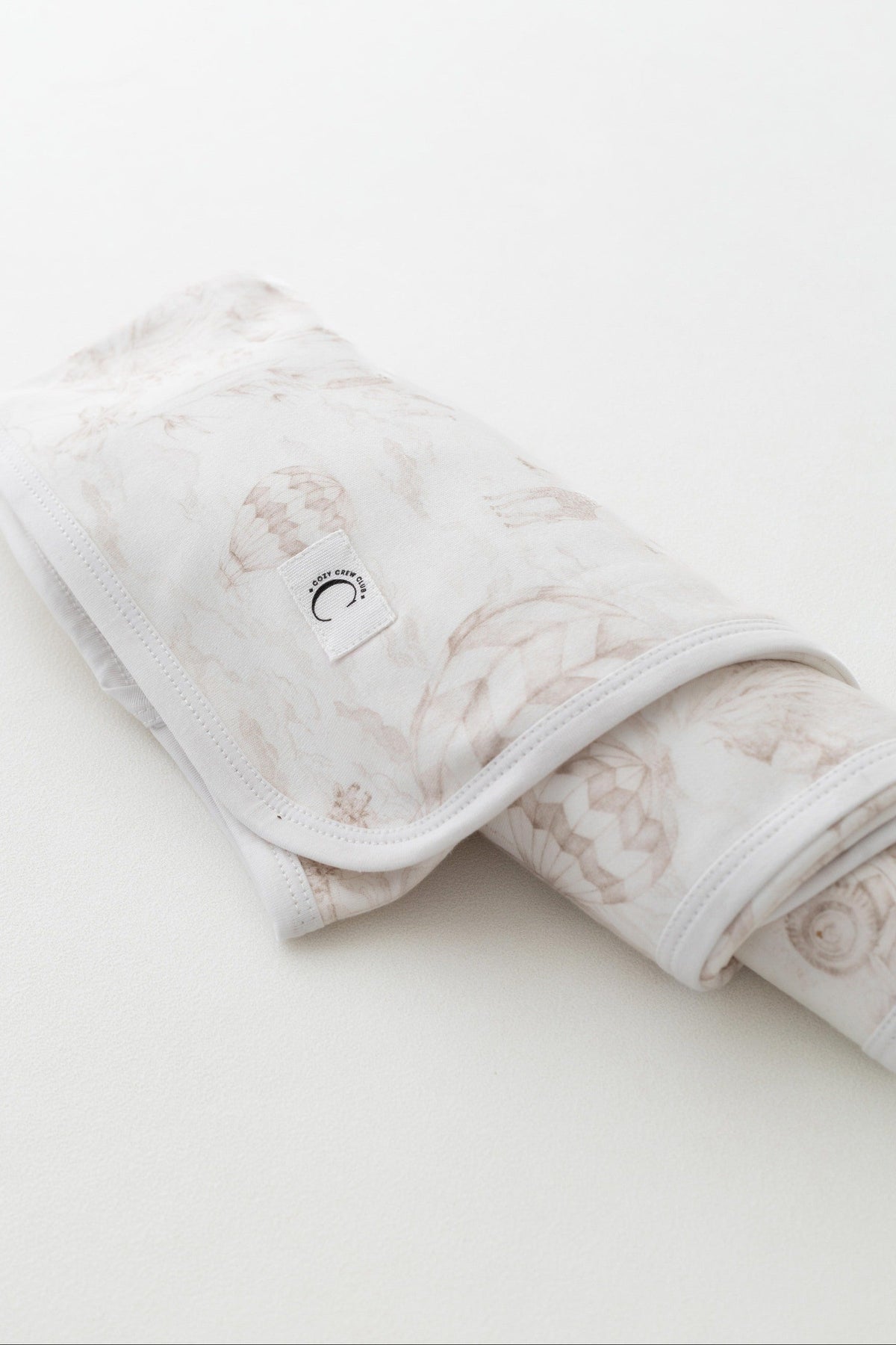 Lyons Den Cozy x Victoria Sanders Double-Layer Blanket – Baby Parchment