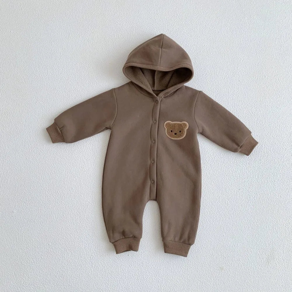La combinaison à capuche en tricot Ultimate Bear