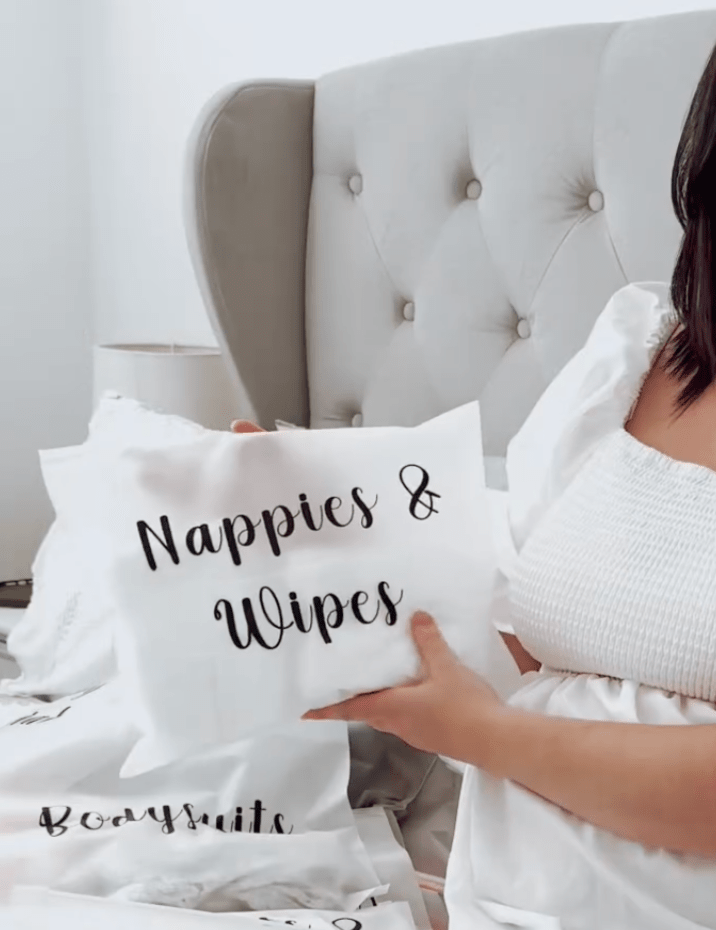 Maternity Bag Organizers x14 | Zip Lock Reusable Bags Set | Baby Shower Essentials - Cozy Crew Club