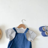 „Happy Baby“-Jeanslatzhose mit Bärenstickerei