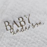 Vente d'échantillons - Couverture Cocole blanche avec « Baby Anderson » - en fil doré