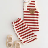 The Bear Beach – Gestreifte Shorts und T-Shirt