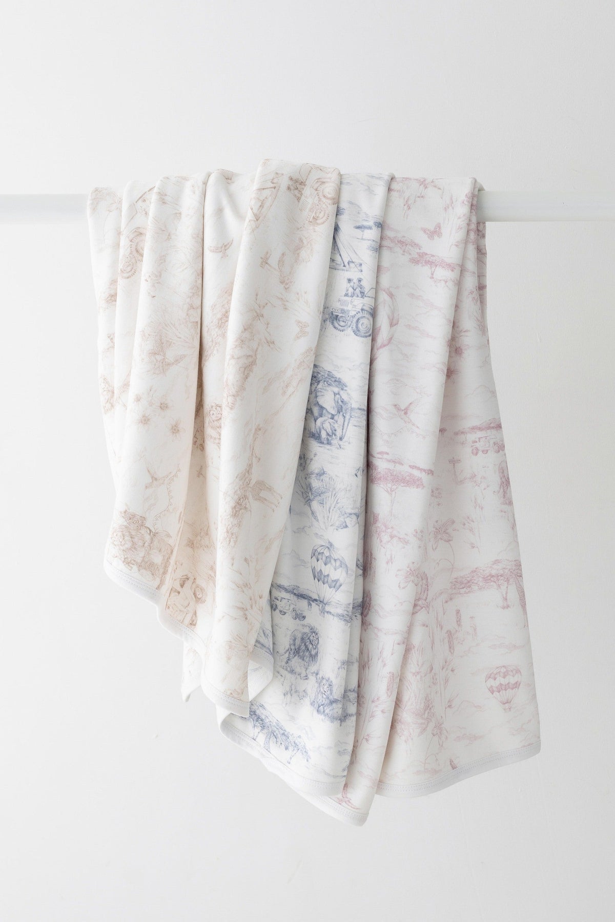 Lyons Den Cozy x Victoria Sanders Double-Layer Blanket – Baby Blue