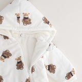 Der Pufferanzug mit Bärenmotiv