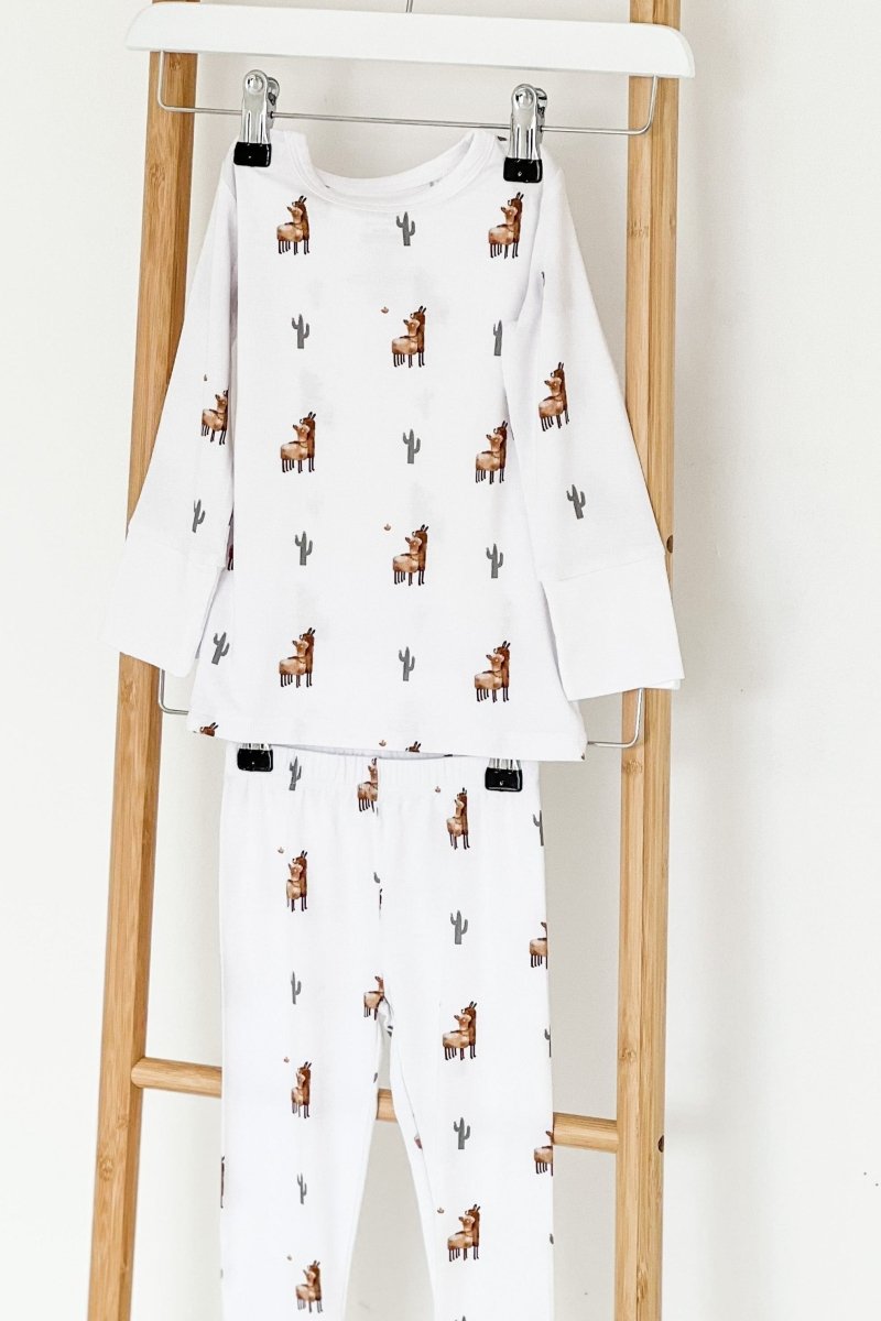 Llama Bamboo Two-Piece Set Long Sleeve Pyjamas - Cozy Crew Club