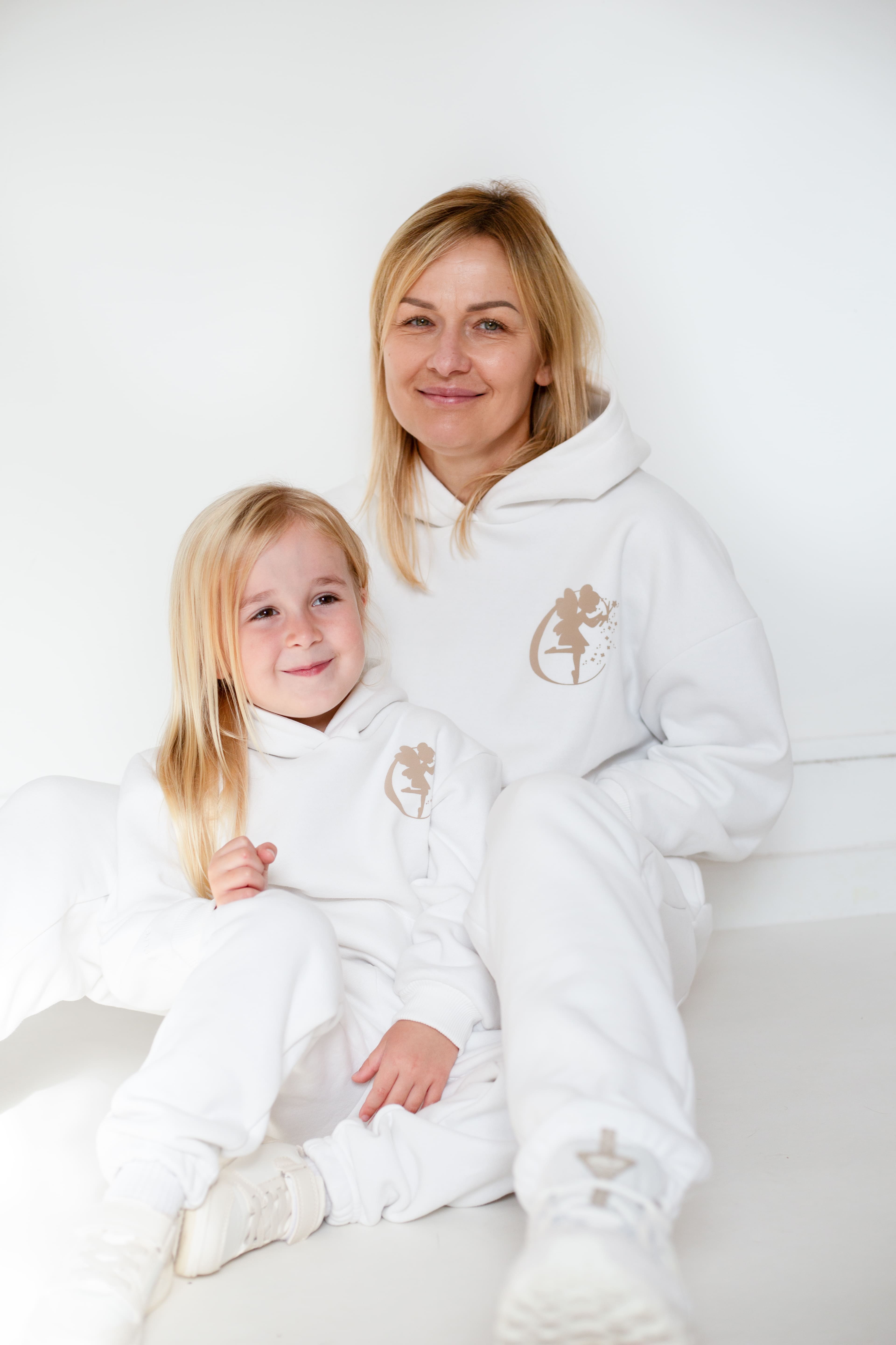COZY Tinkerbell Mini Tracksuit Cozy Crew Club OL Tracksuits mora-uk.myshopify.com tinkerbell-tracksuit   60off, allproducts, baby, bear, bear collection, bear print, beautifulbambino, BFCM-60, BFCM20, boy, CHRISTMAS20, clothing, easter50, girl, happy bear, new in, nonpersonalised, PADDY33, sample, tracksuit, turkey, ultracozy, unisex, WINTER40, zero