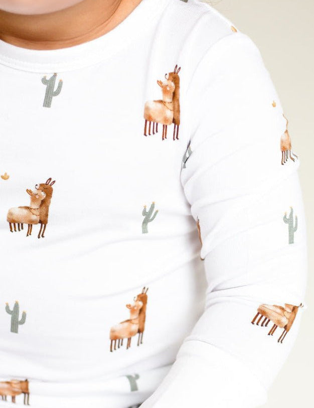 Llama Bamboo Two-Piece Set Long Sleeve Pyjamas - Cozy Crew Club