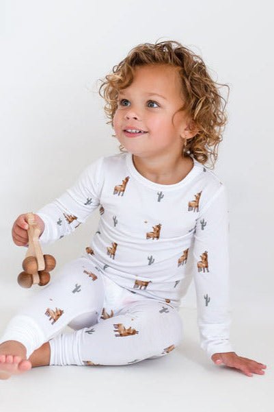 Llama Bamboo Two-Piece Set Long Sleeve Pyjamas - Cozy Crew Club