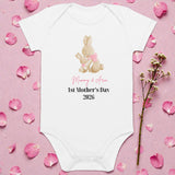Häschen 1. Muttertag 2025 (Personalisierter Body) 