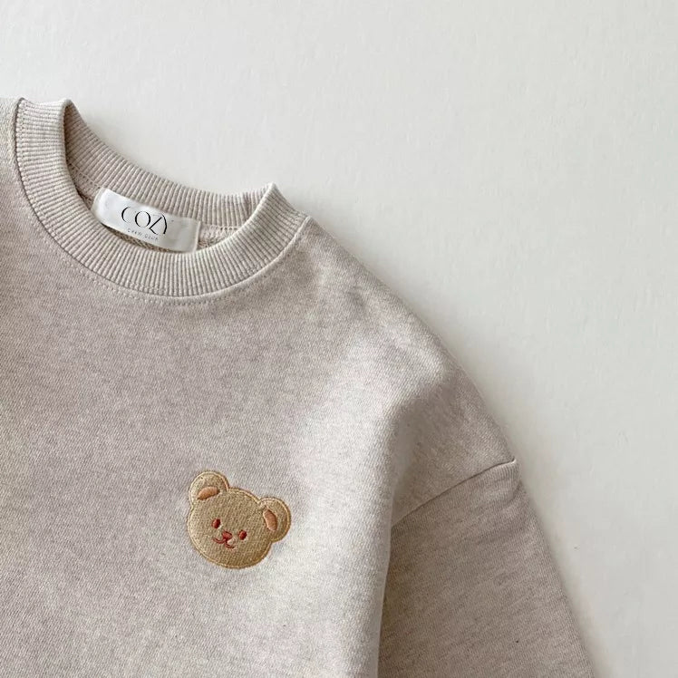 Le survêtement de couleur Bear