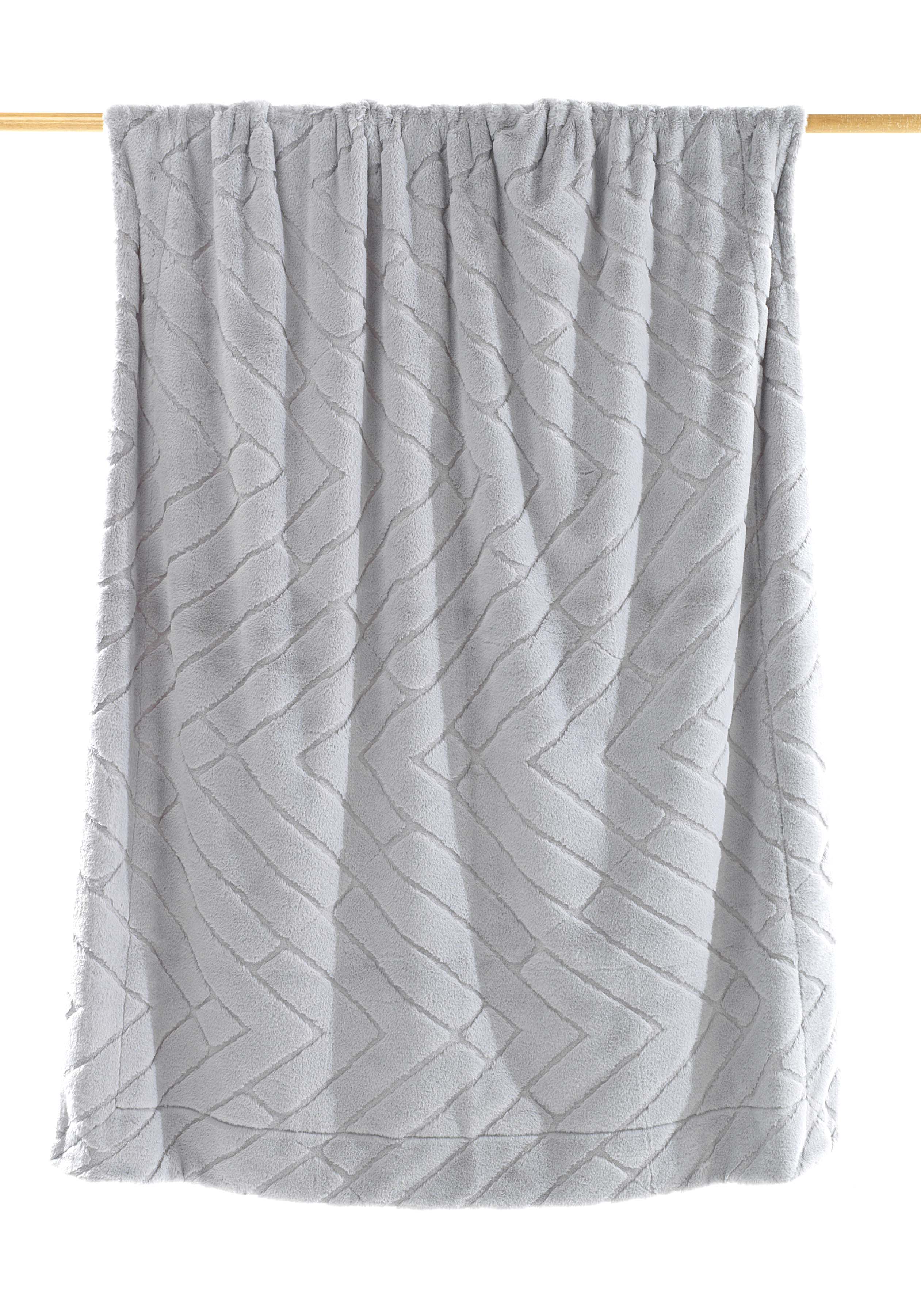 Mora Kaplan Interior Luxury Soft Fox Faux Fur Throw Blanket