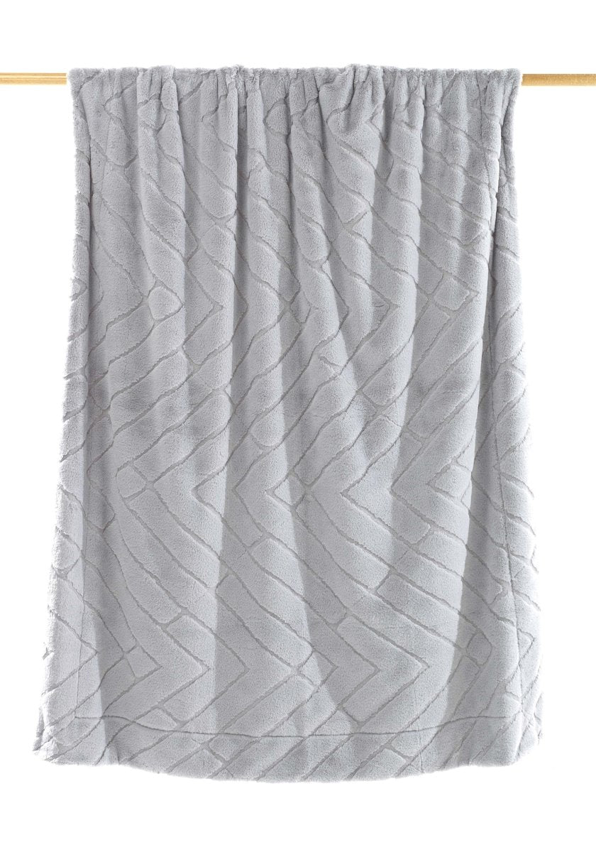 Mora Kaplan Interior Luxury Soft Fox Faux Fur Throw Blanket Mora UK Blankets mora-uk.myshopify.com mora-kaplan-interior-luxury-soft-fox-faux-fur-throw-blanket 230x270cm / Grey K08/16 10off, 20off, _upsell_mora-sofing-mink-personalised-microfibre-soft-sofa-blanket, adult, allproducts, BFCM20, black, blanket, faux, fox, fur, gift, interior, mora, pattern, polyester, summersale24, throw, white